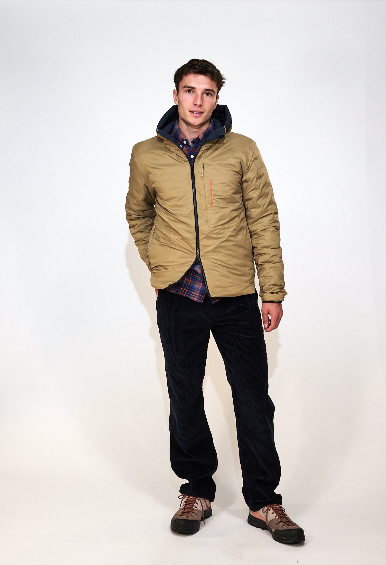 THE MOUNTAIN STUDIO - REV LIGHT DOWN JACKET